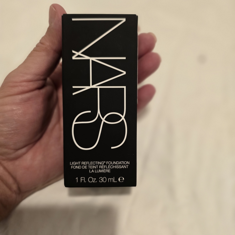 NARS Light Reflecting Foundation - Medium 3.25 Porto